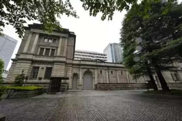 日銀、16日に利上げ決定　総裁不在の中、31年ぶり1％