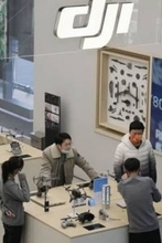 米の外国ドローン禁止に中国反発　安保リスク、DJIなどに打撃