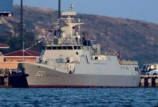 中国建造の新艦到着で式典　カンボジアで影響力拡大