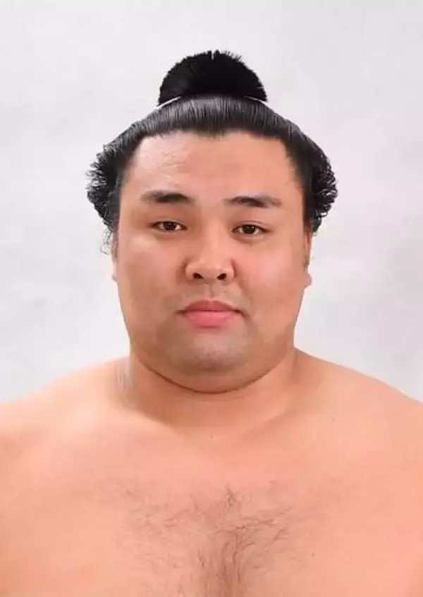 霧島、12場所ぶり大関復帰　新関脇に熱海富、琴勝峰