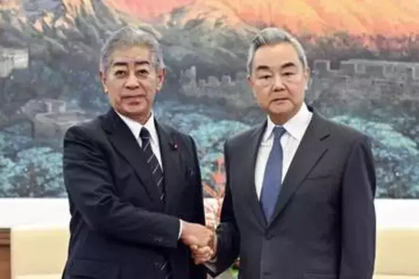 高市氏の答弁「撤回」要求　王外相、岩屋氏との会談で
