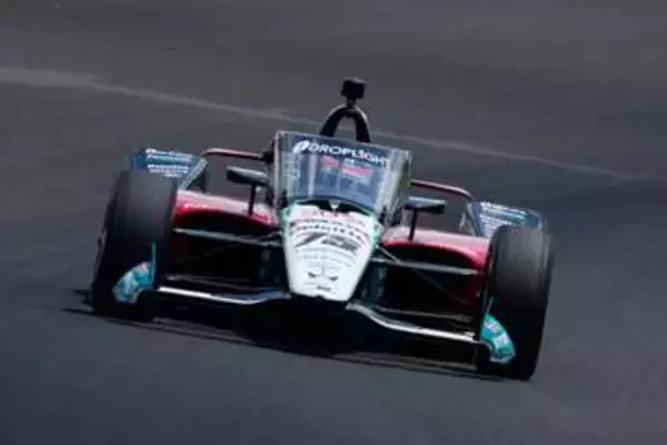 佐藤琢磨は決勝12番手スタート　自動車のインディ500