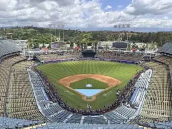 ドジャース課徴金最高額　ぜいたく税、267億円超