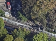 井の頭線、枕木燃え運転見合わせ　再開めど立たず