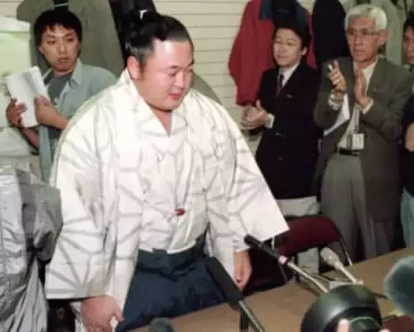 ＜あのころ＞「技のデパート」が引退　26年前の11月21日