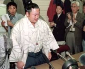 ＜あのころ＞「技のデパート」が引退　26年前の11月21日