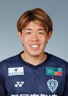 福岡・安藤、ザンクトパウリ移籍　長身のセンターバック、独1部へ