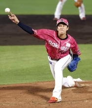 楽5―2ロ（19日）　岸、6回無失点で4勝目