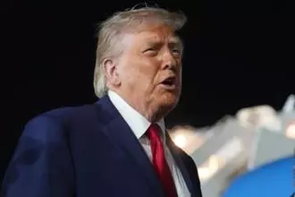 トランプ氏、発電所に攻撃警告　イランとの交渉遅れ不満