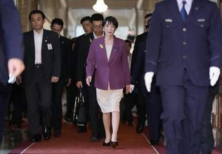 首相、自維隔たりに「ぼうぜん」　安保関連3文書改定への提言で