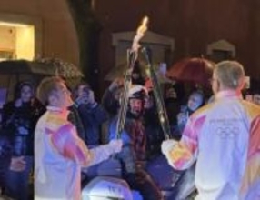 加藤さんが聖火ランナー　スピード五輪銅メダリスト