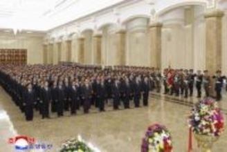 金日成氏生誕日に砲撃訓練　北朝鮮、正恩氏が視察