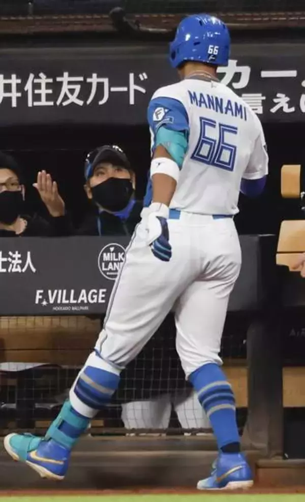 日6―2楽（19日）　伊藤、トップに並ぶ5勝目