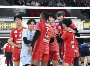 サントリー、姫路など勝つ　バレー全日本選手権第3日