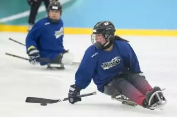 福西朱莉がパラへ調整、強い思い　アイスホッケー日本で唯一の女子