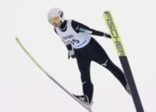 一戸くる実2連勝、男子は中村V　スキージャンプ吉田杯