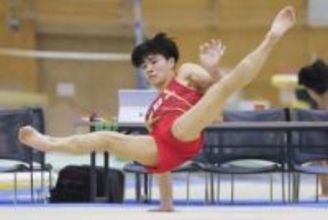 体操男子の岡、全日本初Vに意欲　試技会で断トツ、「絶対勝つ」