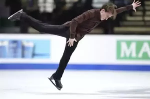 フィギュア男子SP、エガゼ首位　欧州選手権