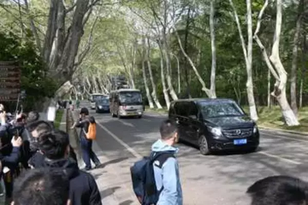 台湾野党主席、孫文の墓訪れる　中国南京、辛亥革命指導者