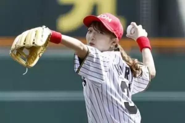 フィギュア坂本が甲子園で始球式　「世界選手権と同じくらい緊張」