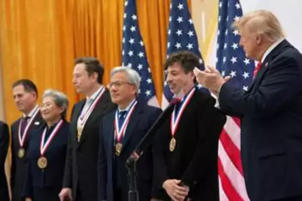 マスク氏らに国家科学賞　トランプ氏、AI技術の推進評価