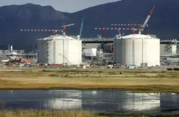 ロシア産原油を調達へ　ホルムズ海峡封鎖後初めて