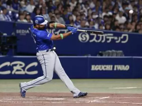 中3―6D（12日）　DeNA、5本塁打で快勝
