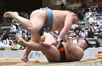 バヤルボルドが学生横綱　全国学生相撲選手権