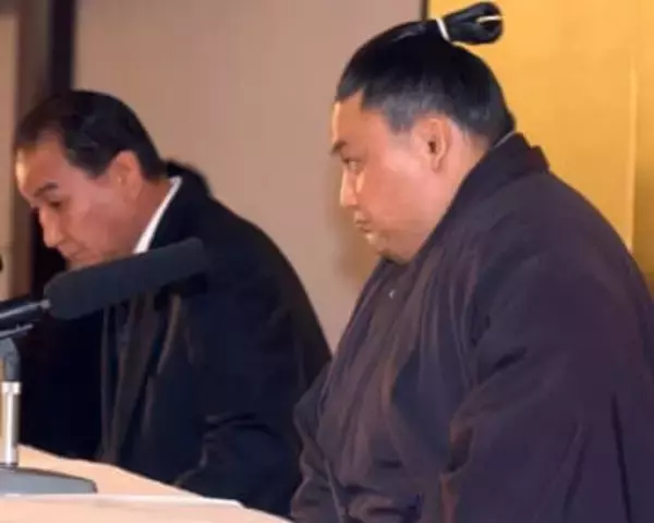 ＜あのころ＞「平成の大横綱」土俵去る　23年前の1月20日
