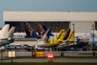 米航空会社、燃料費「3割増」　3月、海峡封鎖で業績圧迫