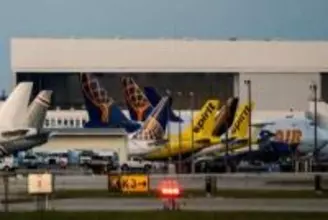 米航空会社、燃料費「3割増」　3月、海峡封鎖で業績圧迫