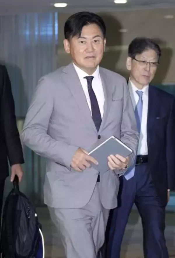 三木谷オーナー「今は変革期」　楽天、吉井監督とは中長期契約