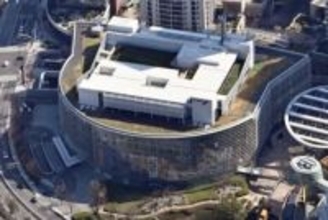 テレ朝、社外スタッフ転落死か　六本木、通行人けが