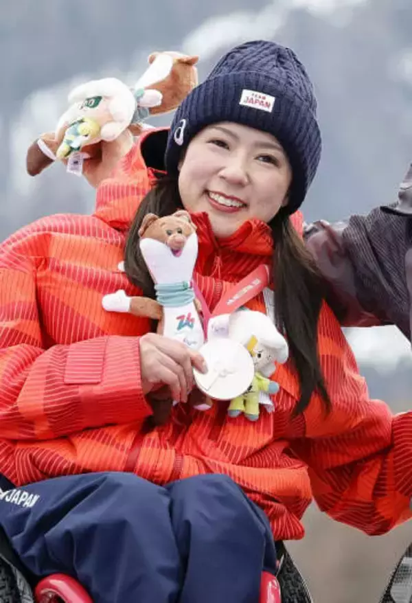 村岡、大回転で「銀」　アルペンスキー女子、本堂10位