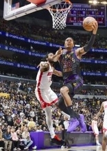 NBA、八村塁は13得点　レーカーズ2連勝