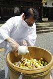 「「梅の日」に産地の発展祈る式典　和歌山・田辺市の熊野本宮大社」の画像1