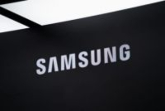 サムスン営業益3倍超　10～12月期、過去最高