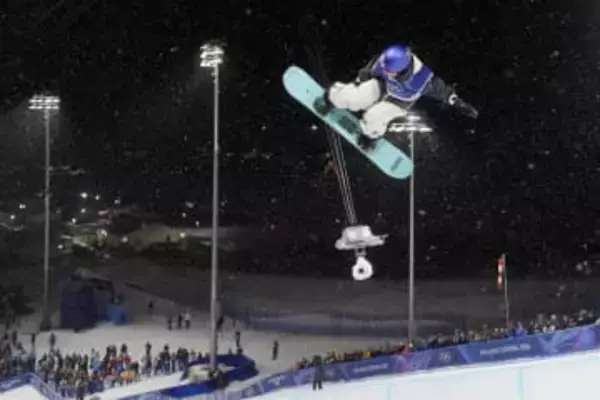 スノボ小野光希、銅メダル　日本女子ハーフパイプ連続表彰台