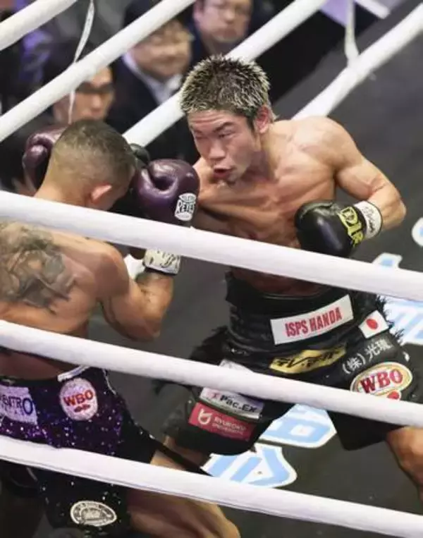 「ボクシング、谷口が王座奪取失敗　世界Lフライ級、判定負け」の画像