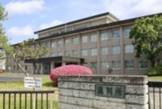 92歳男、放火殺人で懲役17年　同居男性ら2人死傷、宇都宮地裁