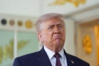 キリスト風画像に批判　トランプ氏、教皇応酬