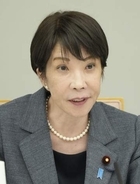 首相、終戦の日靖国参拝見送りへ　中韓米に配慮、亀裂回避