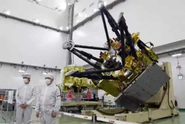 火星衛星探査、機体を公開　MMX、今秋にも打ち上げ