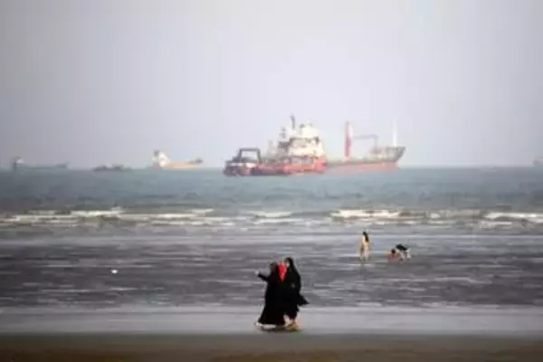 米大統領イラン提案拒否　圧力継続、海峡開放見えず