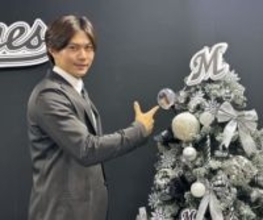 ロッテの藤原、8千万円で更改　藤岡は増額で複数年契約