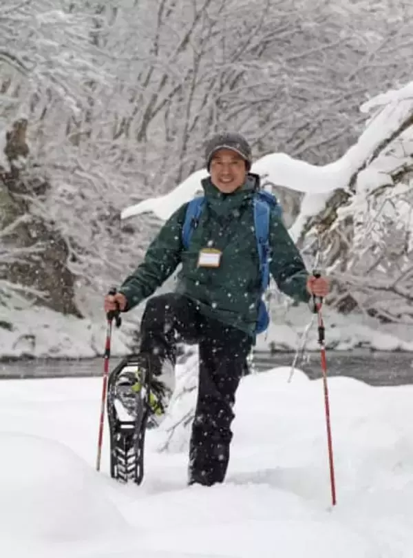 白銀の世界に恍惚、日常忘れるぜいたく散歩　雪の奥入瀬、「スノーシュー」でぶらぶら