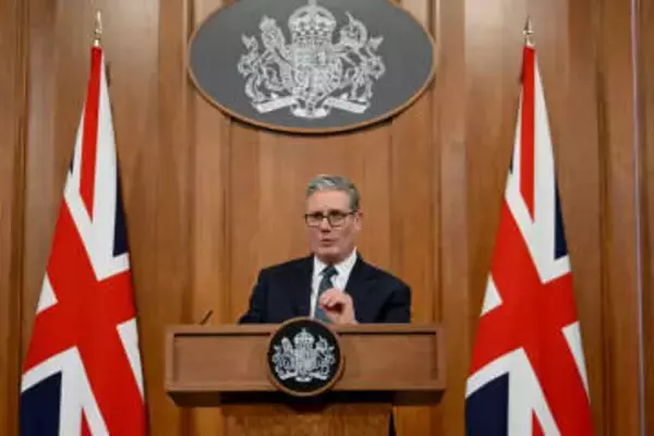 英、戦闘機4機追加派遣へ　カタールに合流