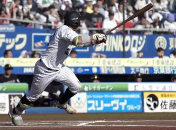 ロ2―0オ（16日）　佐藤、均衡破る2点適時打