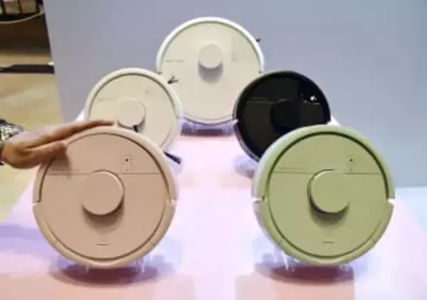 ルンバ、日本向け小型モデル販売　従来機の2分の1サイズ