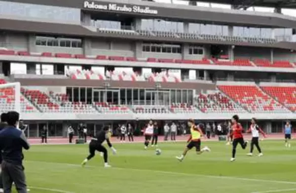 J1名古屋、新瑞穂で初練習　「芝生の状態がすごくいい」